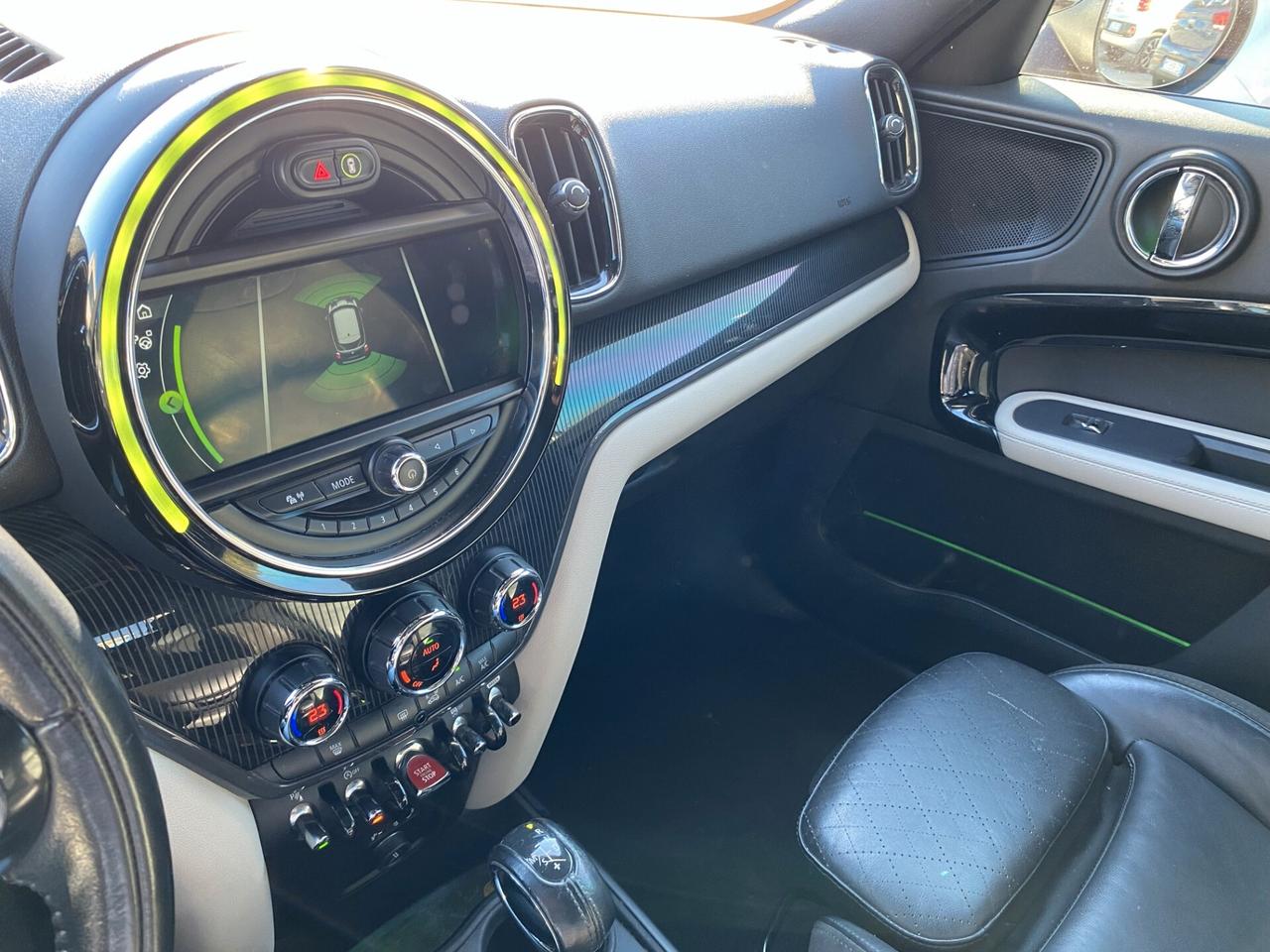 Mini Cooper D Countryman 2.0 Hype Automatica