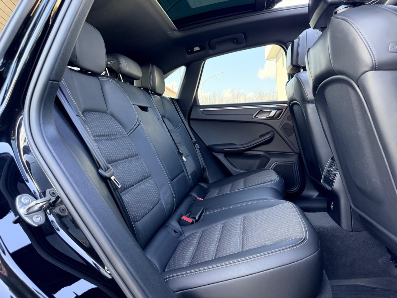 Porsche Macan 2.0 T 265cv open edition con approved