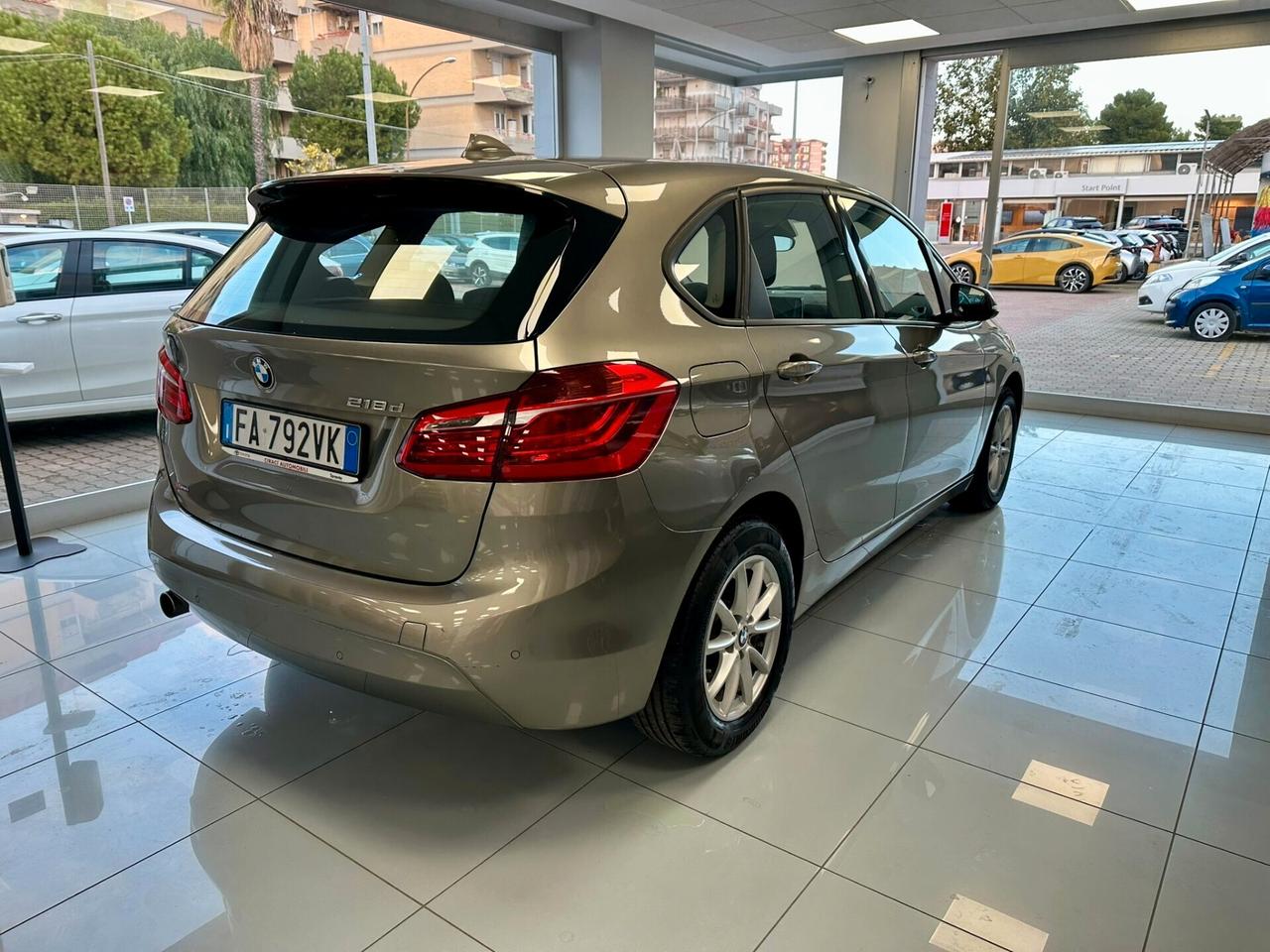 Bmw 218d Active Tourer Advantage AUT.