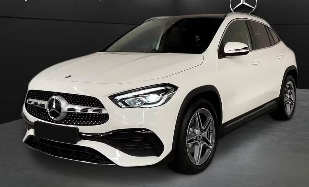 Mercedes Classe GLA 200 d Premium Pack Night Telecamera AMG