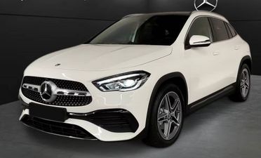 Mercedes Classe GLA 200 d Premium Pack Night Telecamera AMG