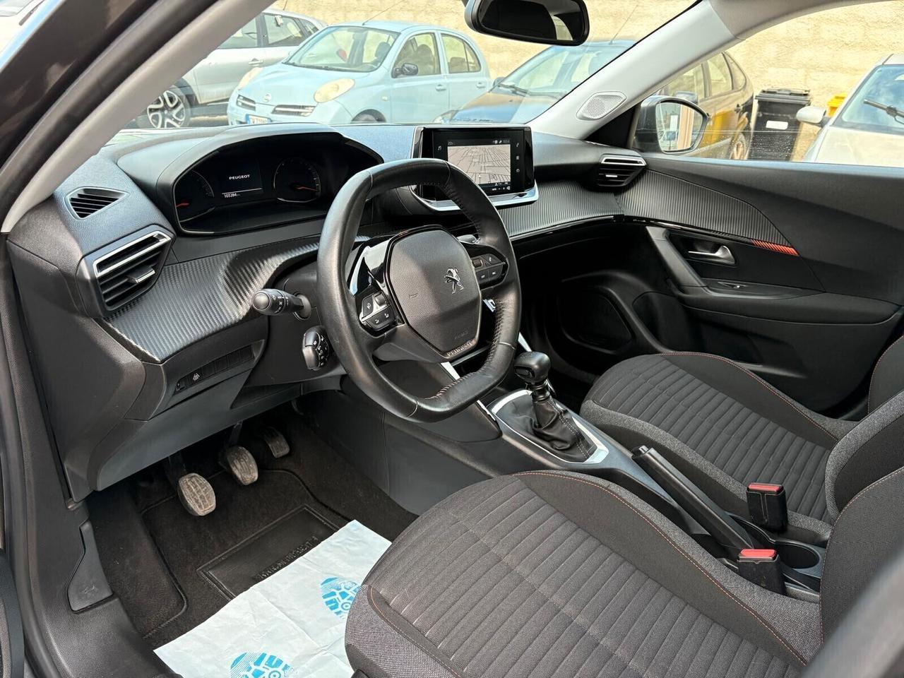 Peugeot 2008 BlueHDi 100 S&S Allure Navi Pack