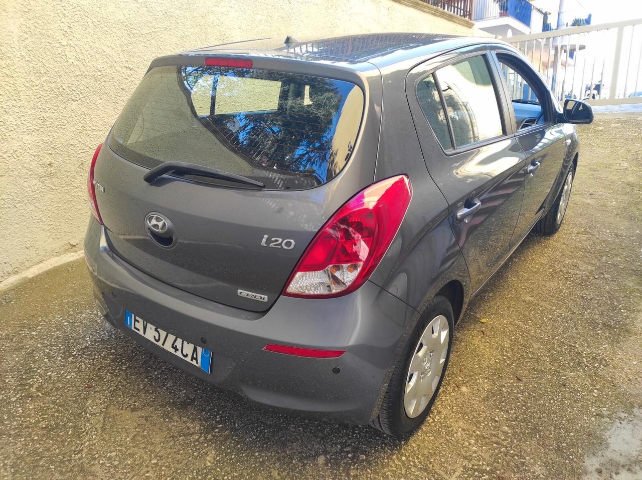 HYUNDAI I20 5 PORTE 1100 DIESEL MOTORE NUOVO