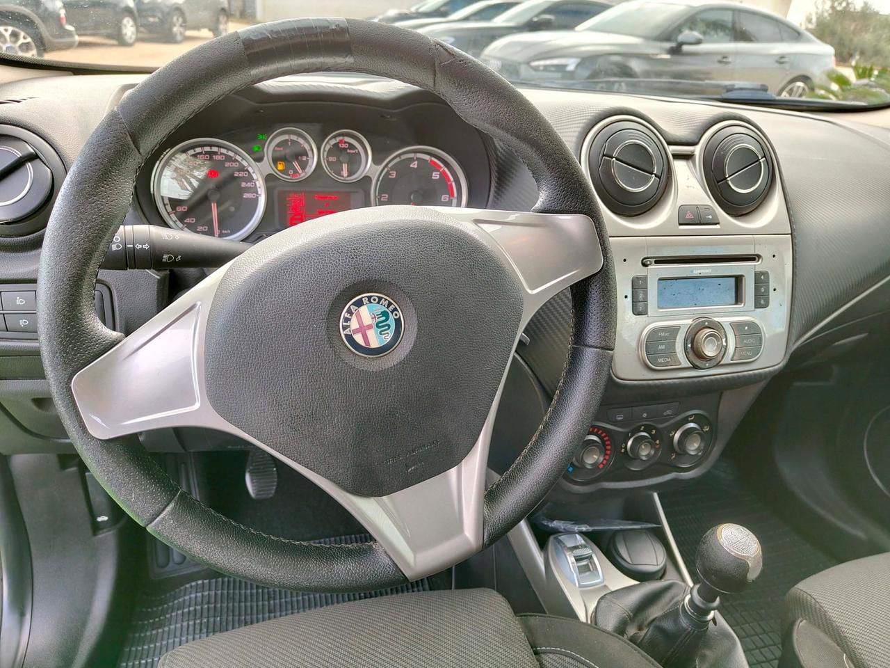 Alfa Romeo MiTo 1.6 JTDm 16V Distinctive Sport Pack - 2009