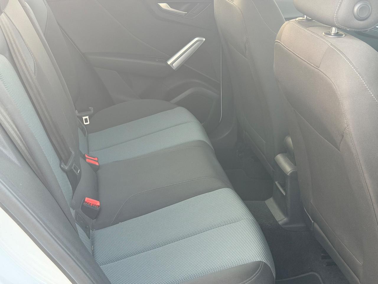 Audi Q2 30 TDI Business Design