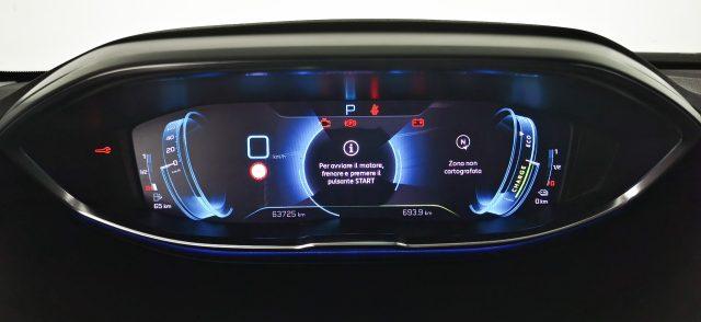 PEUGEOT 3008 Hybrid4 300 e-EAT8 Allure Pack