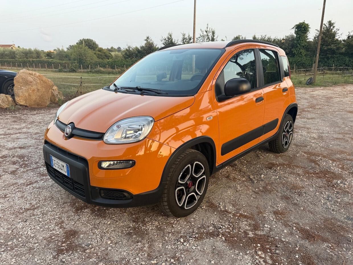 Fiat Panda 1.0 FireFly S&S Hybrid City Cross