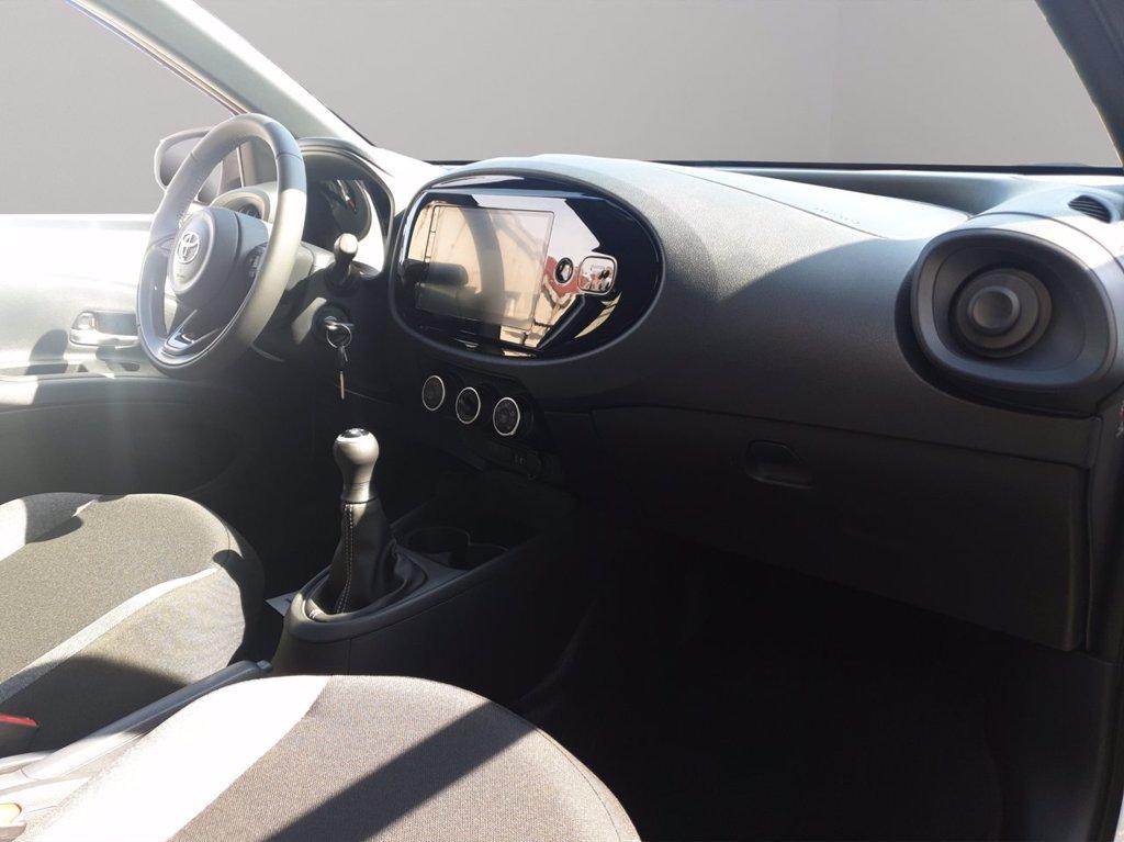 TOYOTA Aygo X 1.0 Active 72cv del 2025