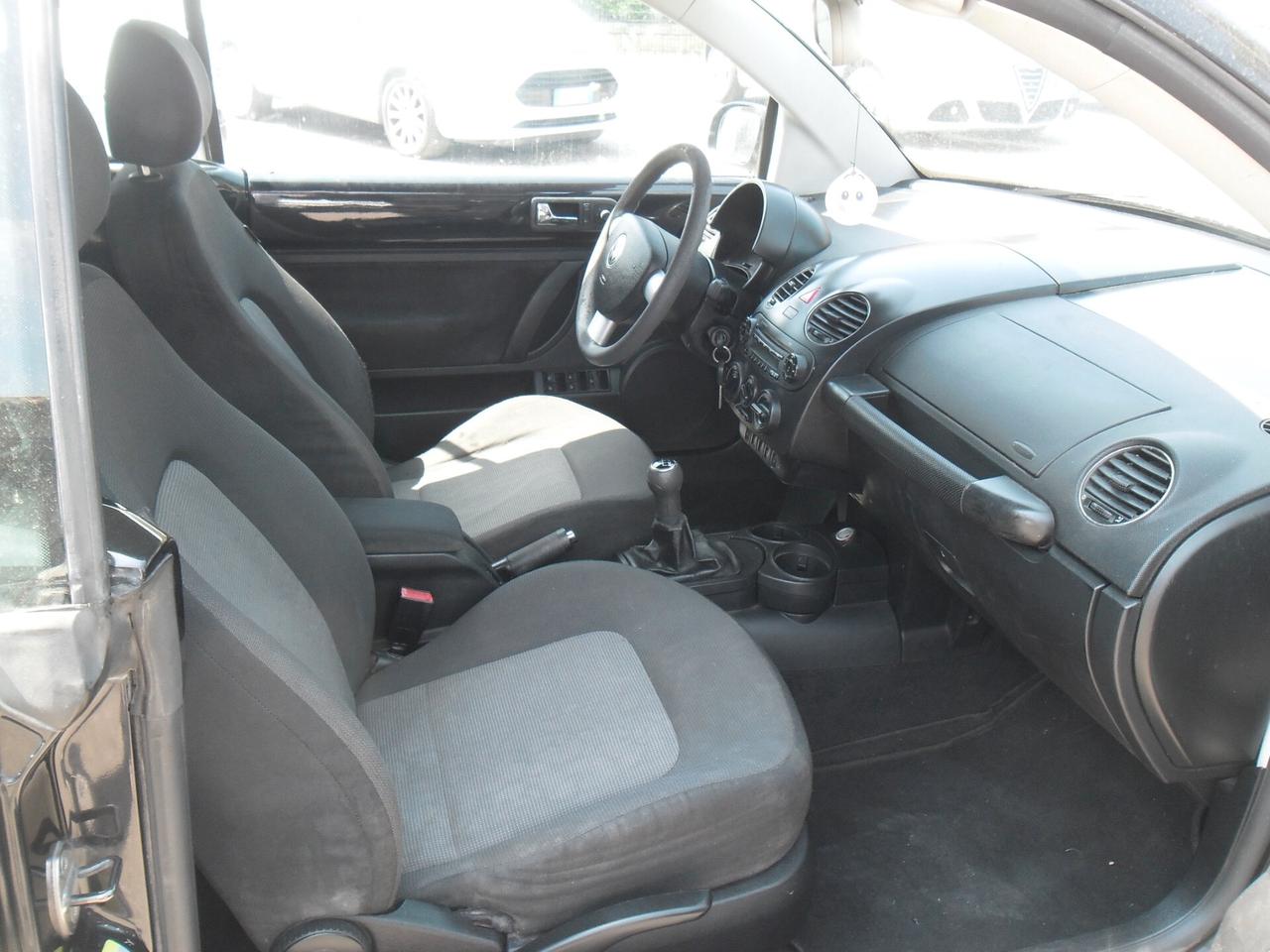 Volkswagen New Beetle 1.9 TDI 105CV Cabrio