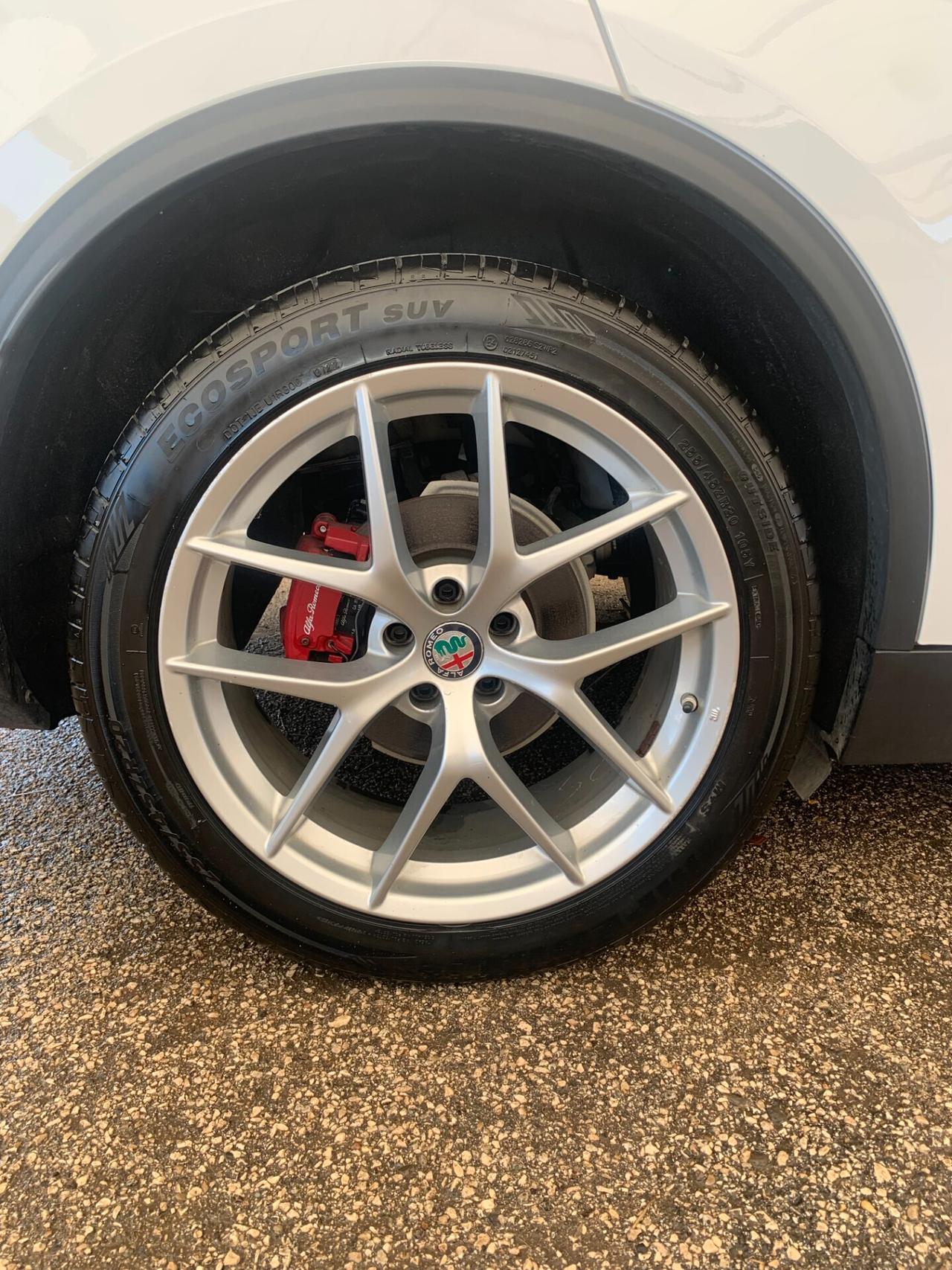 Alfa Romeo Stelvio 210 CV Q4 full tetto uniprò