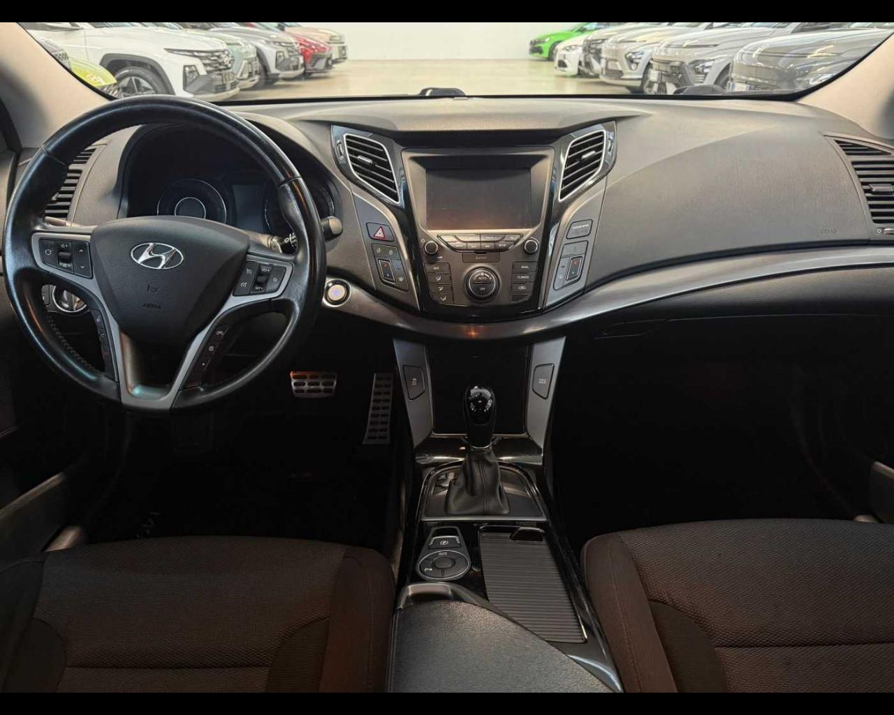 HYUNDAI i40 I 2019 Wagon - i40 Wagon 1.6 crdi Business Deluxe Pack 1