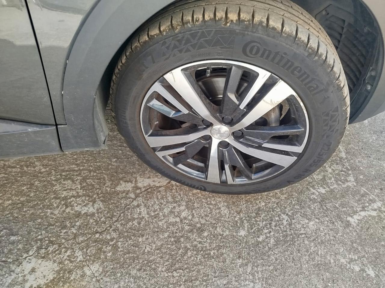 Peugeot 3008 BlueHDi 130 S&S Allure