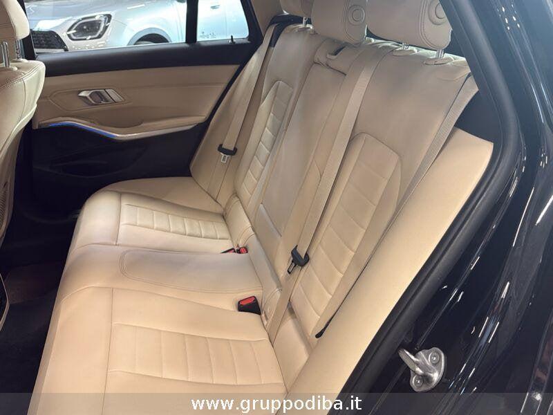 BMW Serie 3 G21 2019 Touring Diese 320d Touring mhev 48V Luxury auto