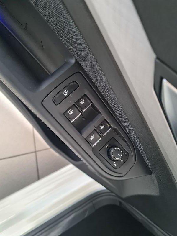 Volkswagen Golf Variant 2.0 TDI SCR 85kW Life DSG