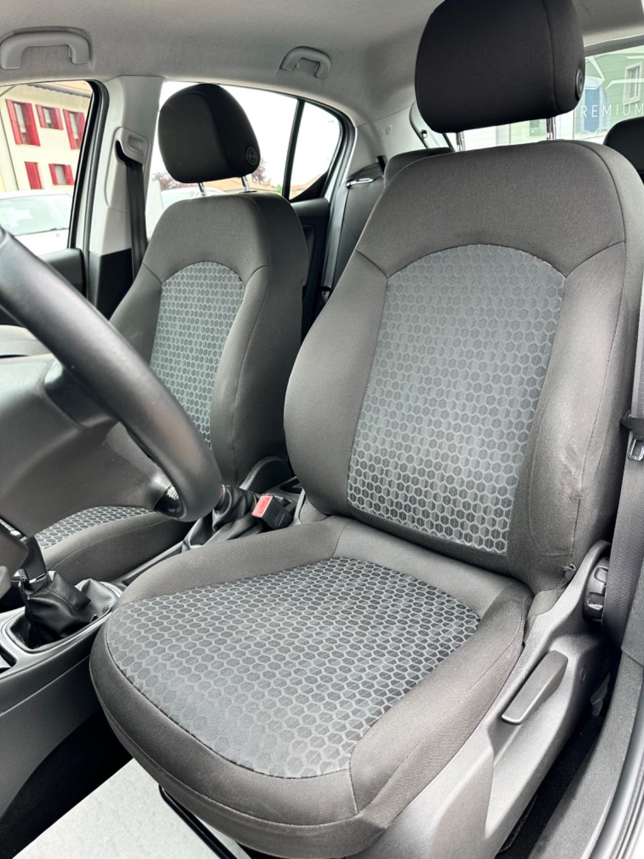 Opel Corsa 1.2Bz 69Cv 5P - Neopatentati