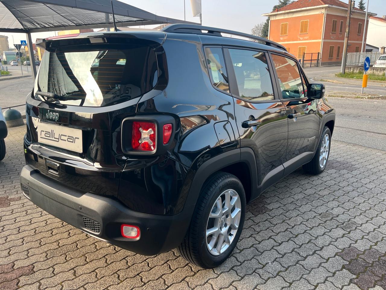 Jeep Renegade 1.5 Turbo T4 Limited 9.700KM - 2023