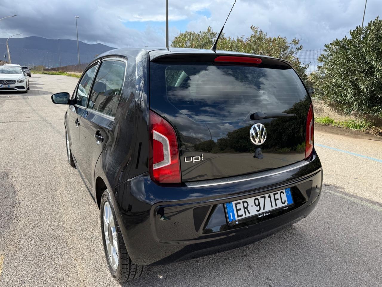 Volkswagen up! 1.0 75 CV 5p. high ASG