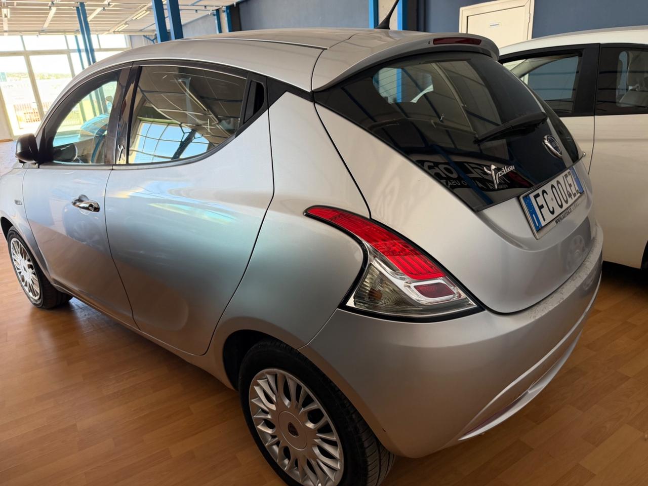Lancia Ypsilon 1.2 69 CV 5 porte 2015