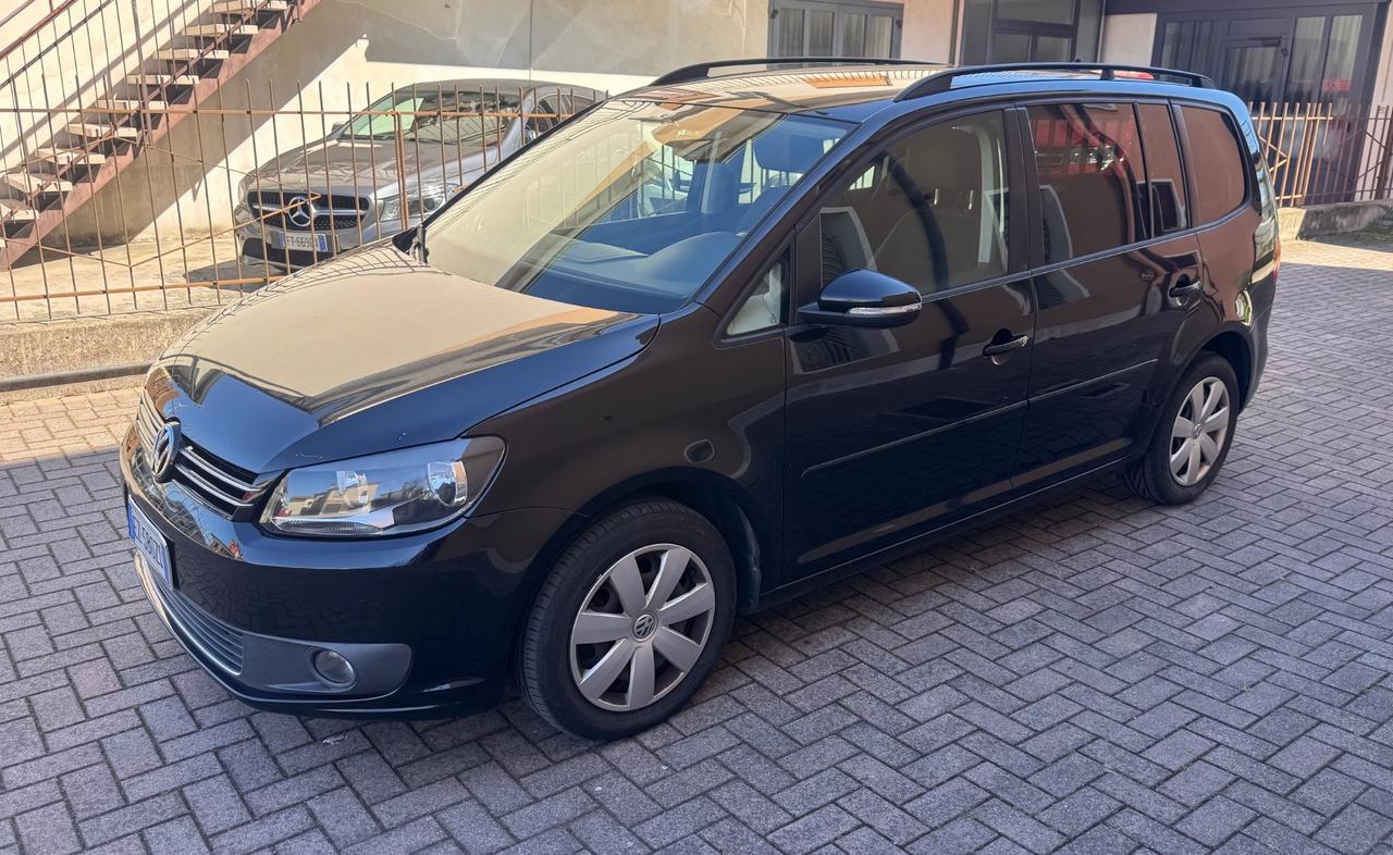 Volkswagen Touran 1.6 TDI 7 Posti Ok Neopatentati