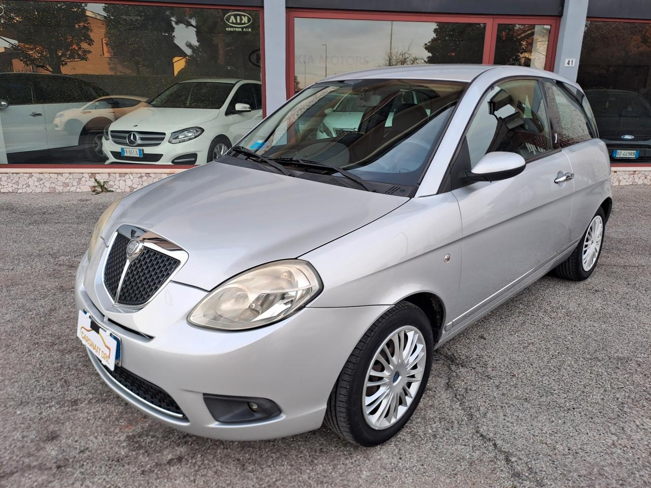 Lancia Ypsilon 1.2 Argento