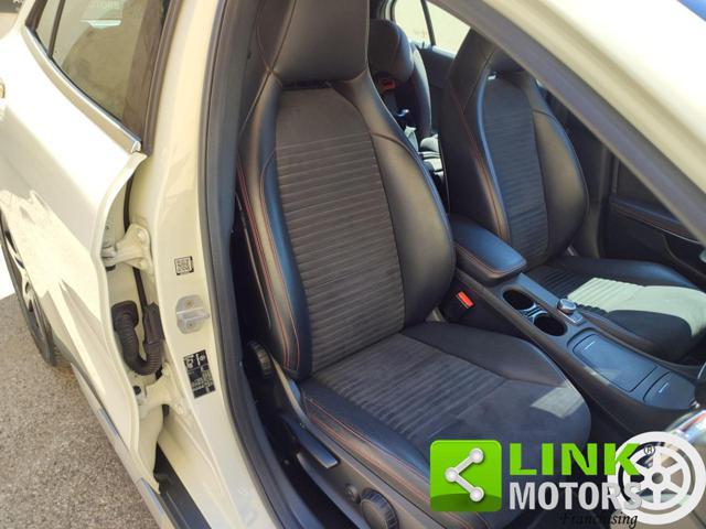 MERCEDES-BENZ GLA 220 CDI Automatic 4Matic AMG Line