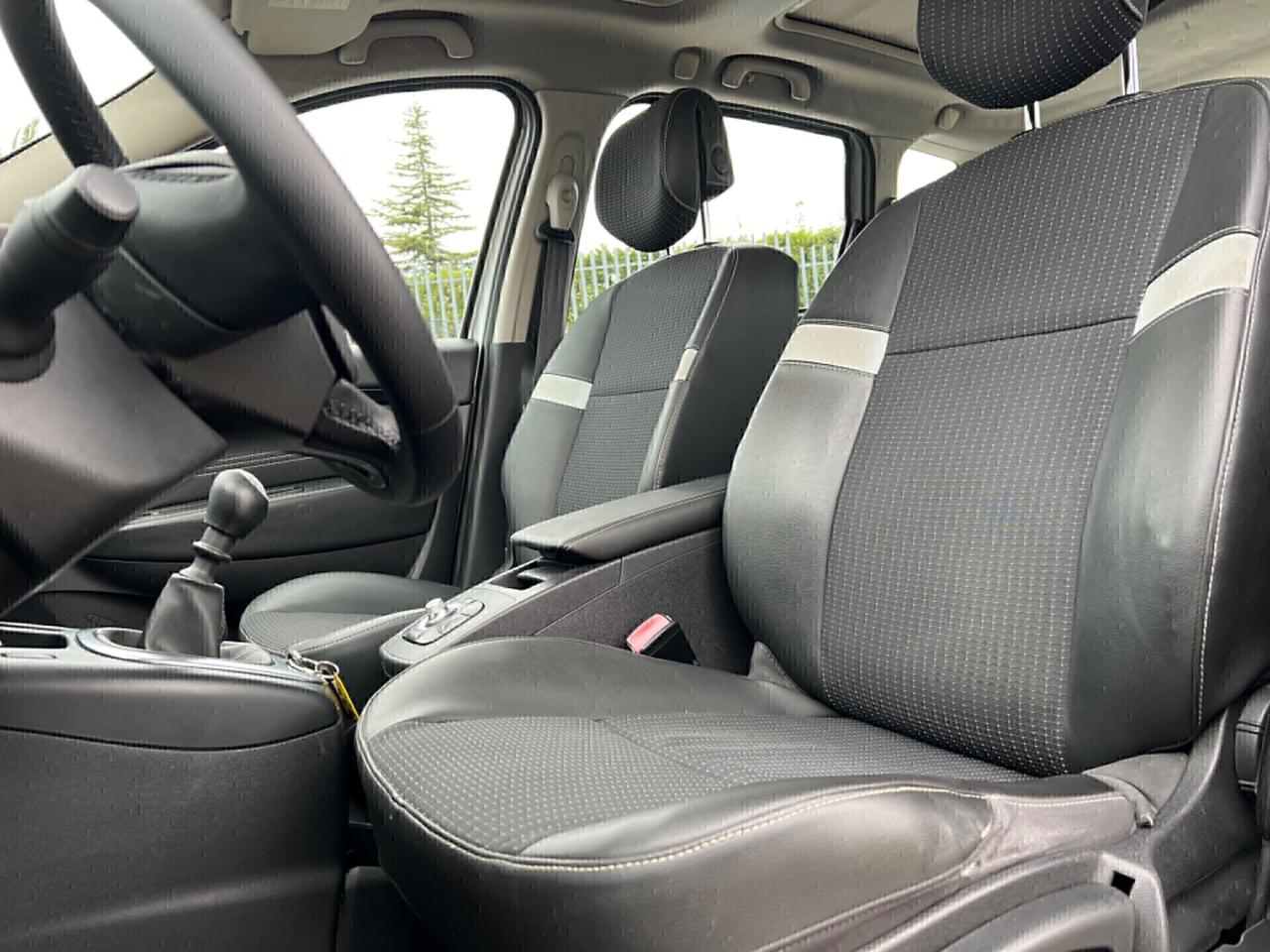 Renault Scenic Scénic X-Mod 1.5 dci 110cv TETTO - 2011