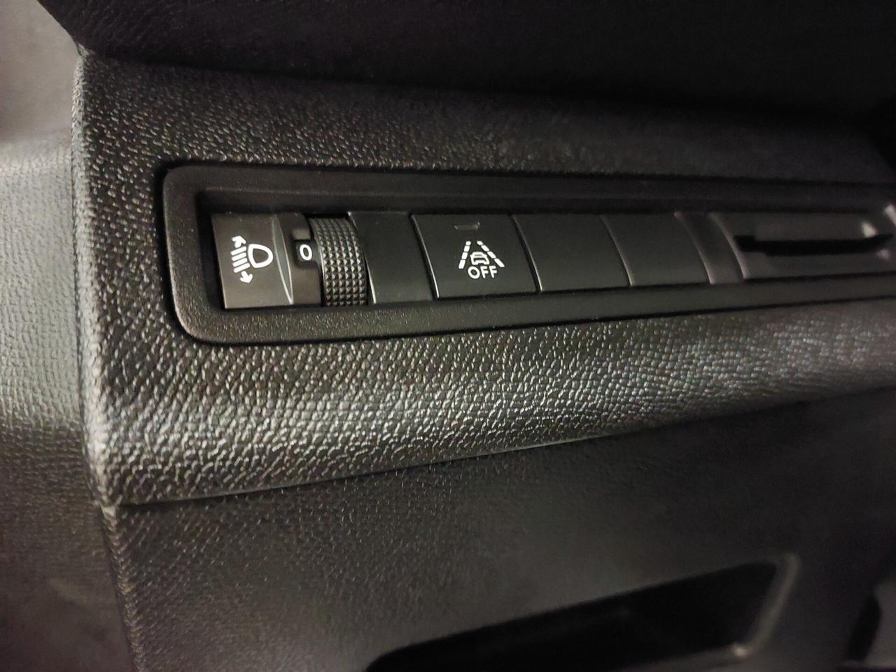 PEUGEOT 5008 2ª serie 5008 BlueHDi 130 S&S EAT...