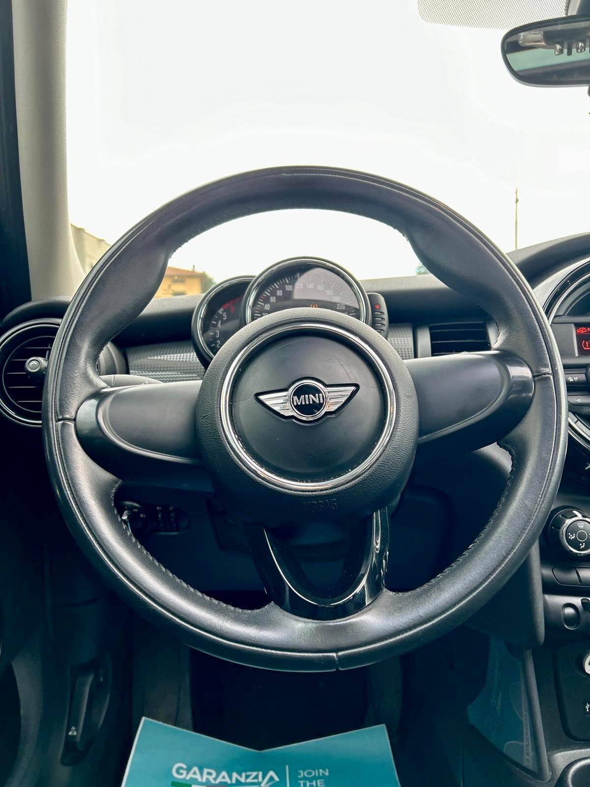 Mini Cooper D Hype 5P - ok neopatentato