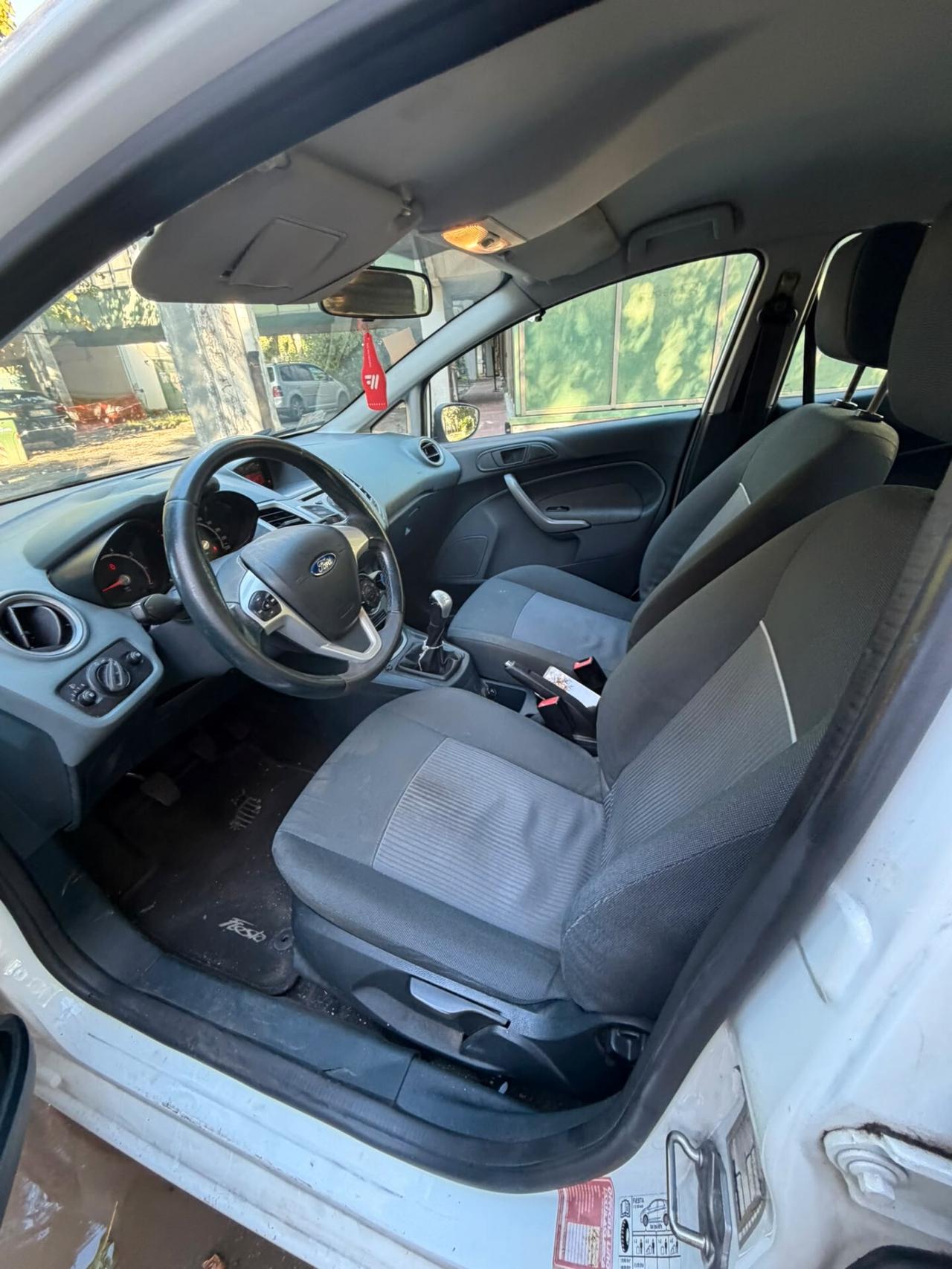 Ford Fiesta 1.2 82 CV 5 porte Titanium