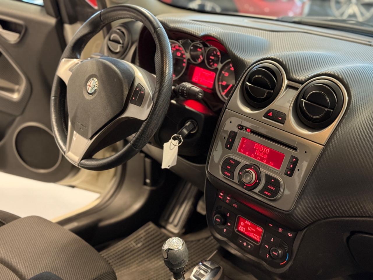 Alfa Romeo MiTo 1.4 78 CV Distinctive Sport Pack