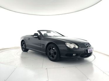 Mercedes-Benz SL 500 V8 ORIGINAL PACK AMG