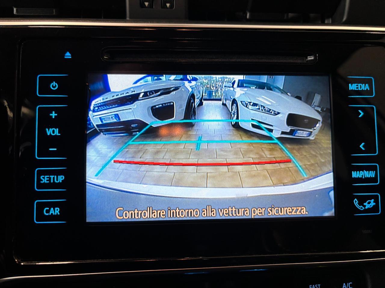 Toyota Auris Touring Sports 1.8h *EURO6B
