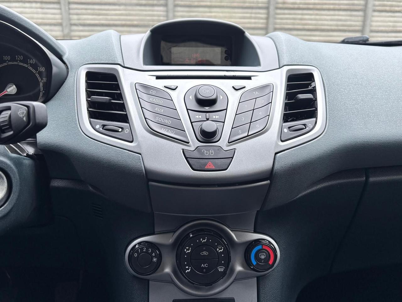 Ford Fiesta 1.2 82 CV 5 porte Titanium