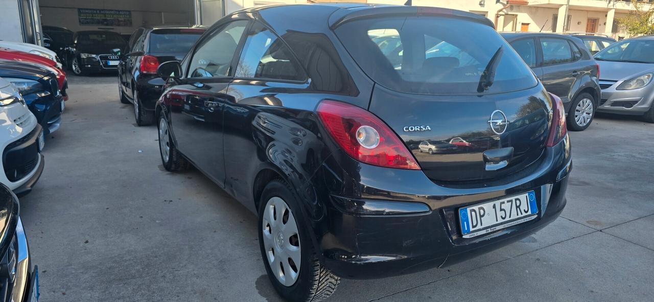 Opel Corsa 1.2 3 porte Sport