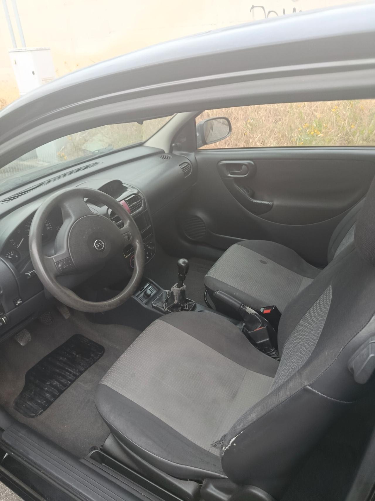 Opel Corsa 1.2i 16V cat 3 porte Club