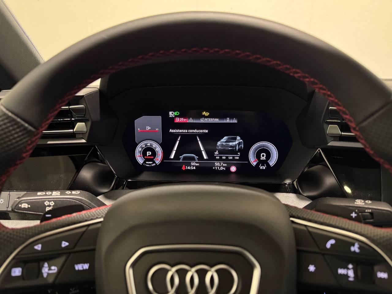 AUDI A3 SEDAN 35 TFSI MHEV S-TRONIC S-LINE