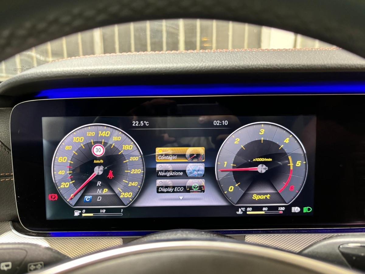 MERCEDES - Classe E Station Wagon - E 220d S.W. Auto Premium Amg