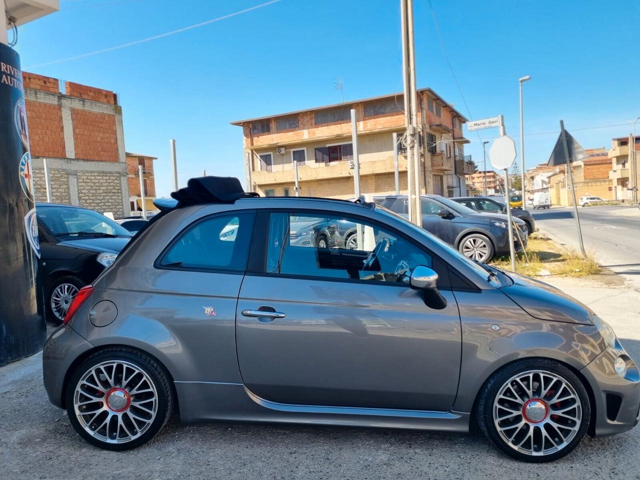 Abarth 500 C 1.4 Turbo T-Jet Custom Cabriolet