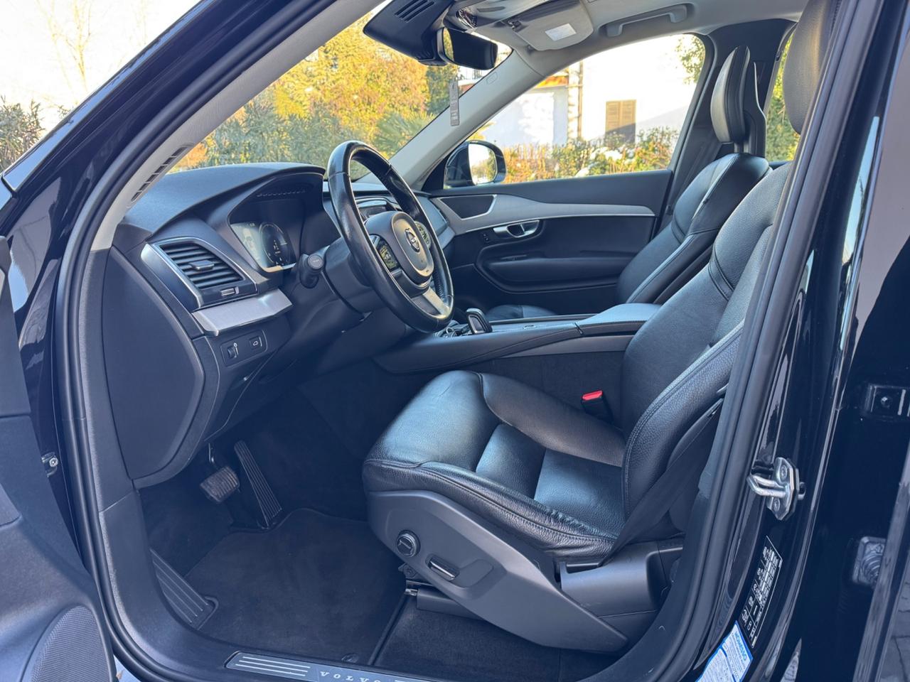 XC90 7 POSTI b5 Business Plus awd geartronic