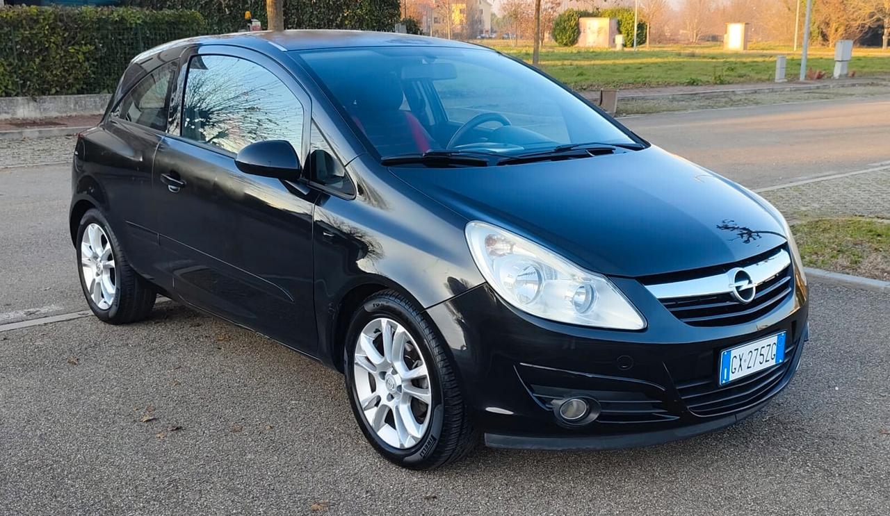 Opel Corsa 1.2 3 porte Sport