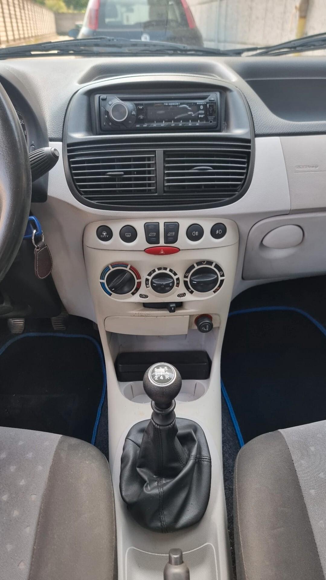 Fiat Punto 1.2 5 porte Active