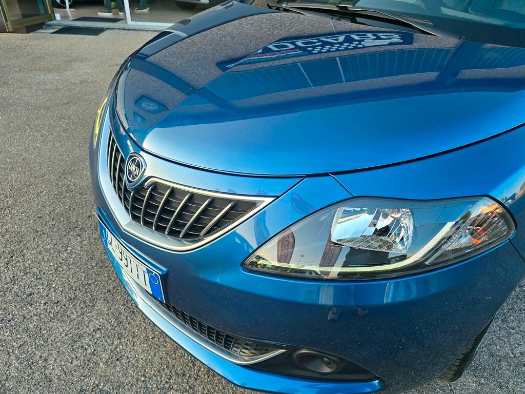 Lancia Ypsilon 1.0 FireFly 5 porte S&S Hybrid Silver Plus