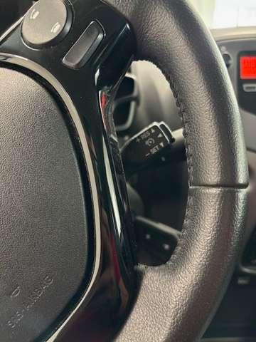 Toyota Aygo Connect 1.0 VVT-i 72 CV 5p X-Play