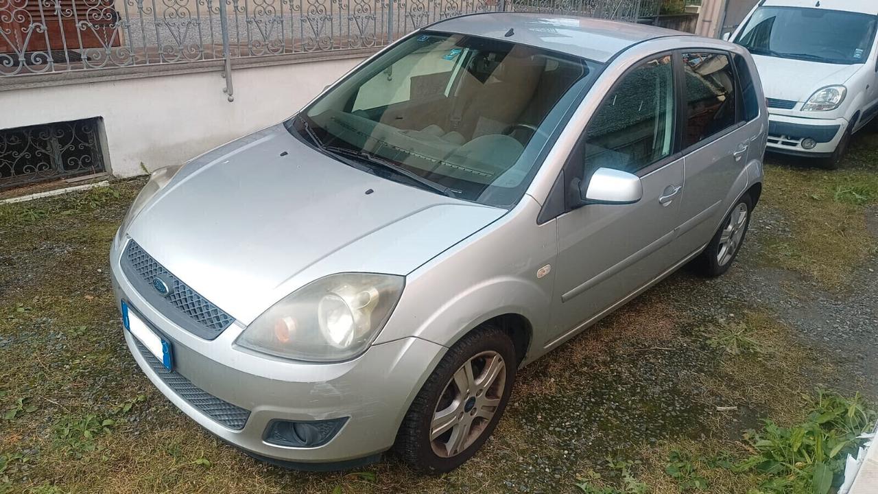 Ford Fiesta TDCi 5P Unico Prop.Commercianti