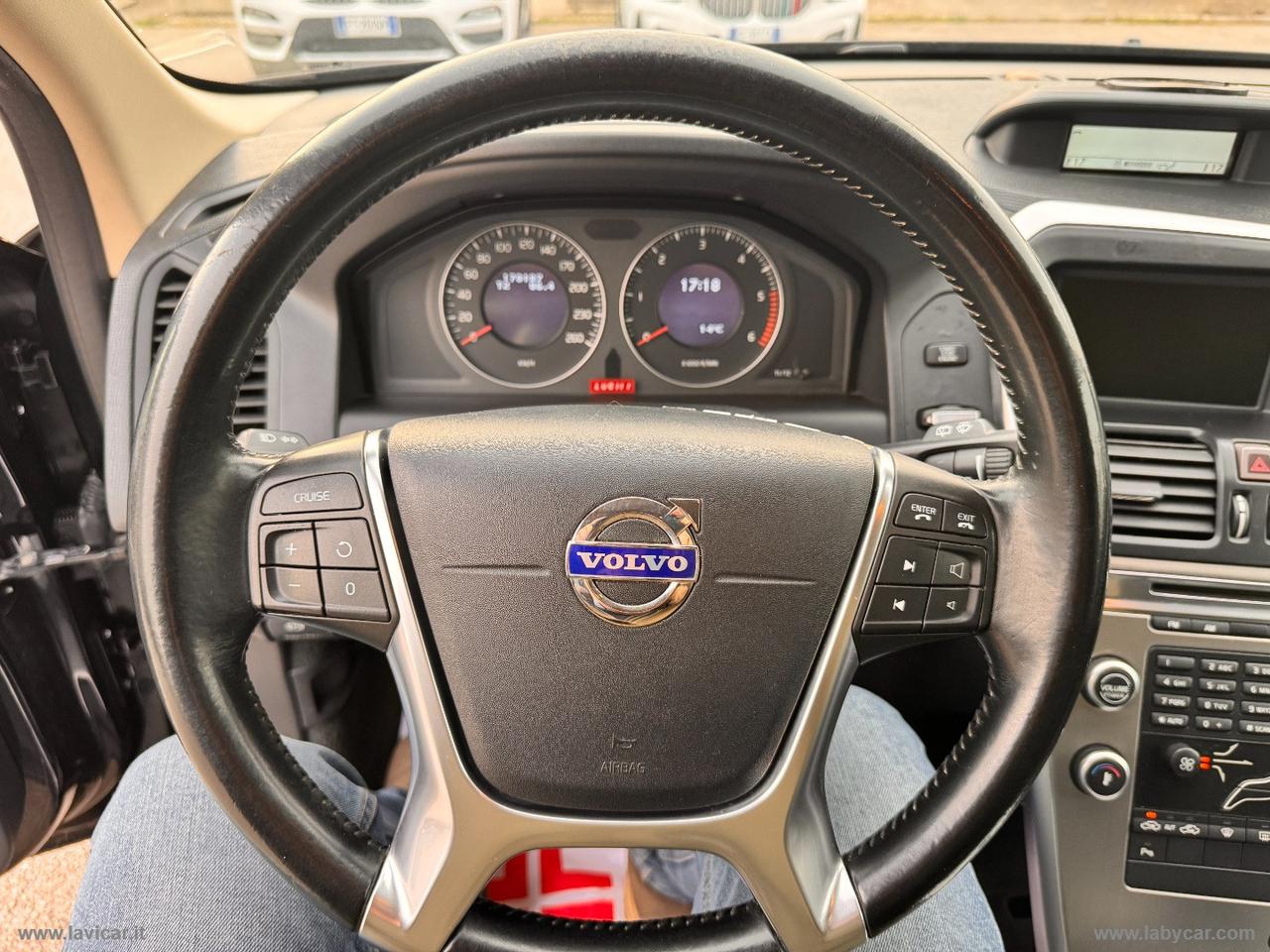 VOLVO XC60 D4 Geartronic Momentum