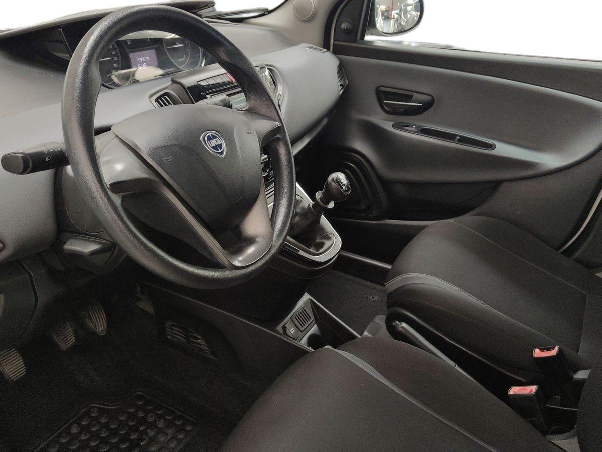 LANCIA Ypsilon III 2015 - Ypsilon 1.2 Silver 69cv