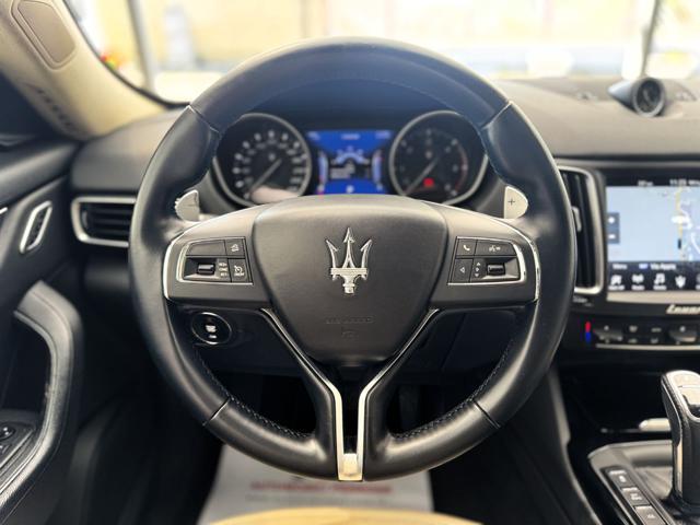MASERATI Levante V6 Diesel 250cv AWD Granlusso (Tetto/APP/Retro)