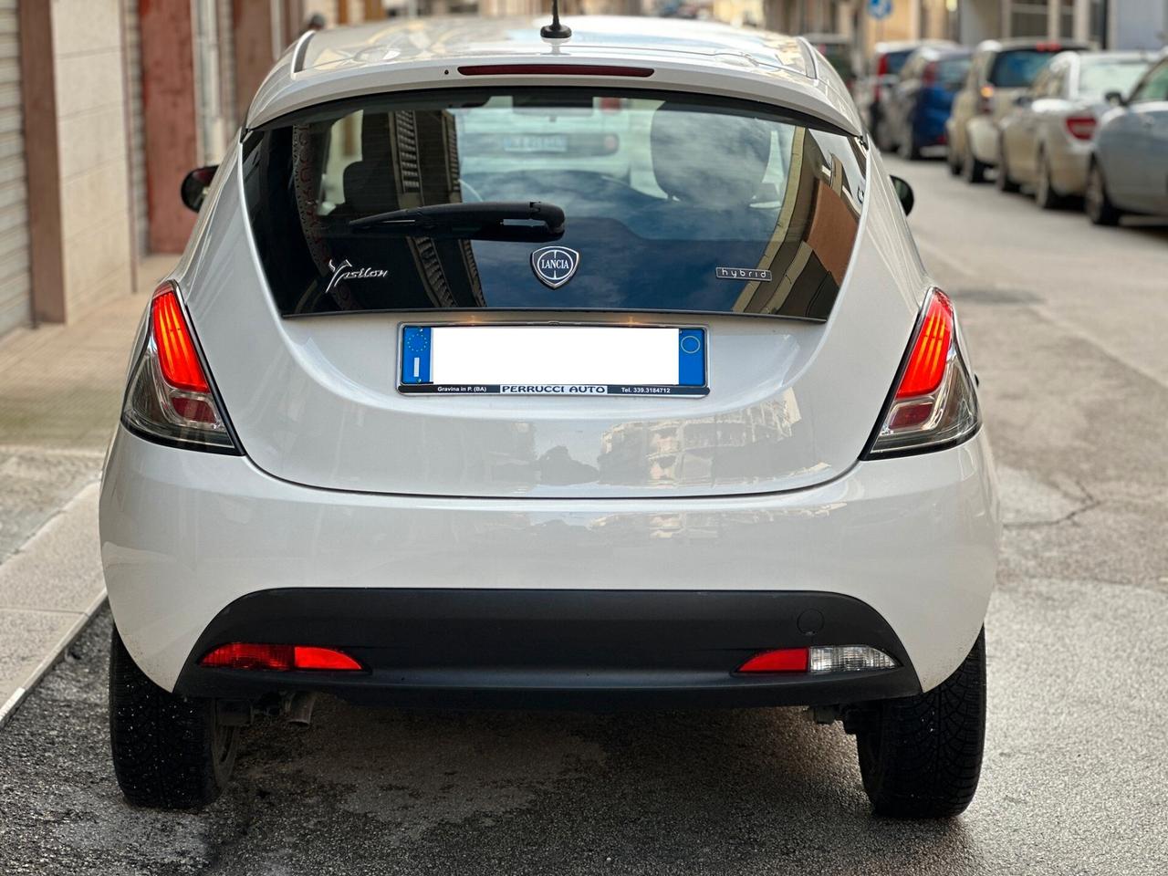Lancia Ypsilon 1.0 5 porte Hybrid Ecochic Gold