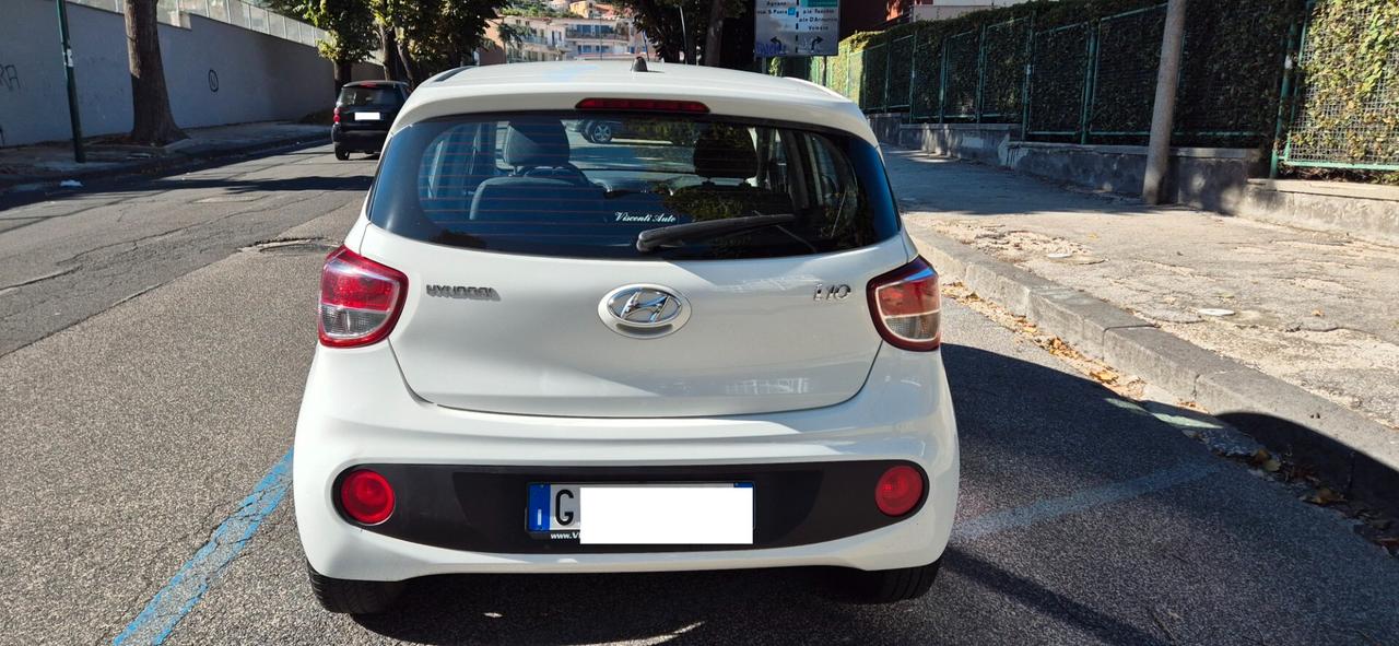 HYUNDAI i10 GPL - GARANZIA 12 MESI