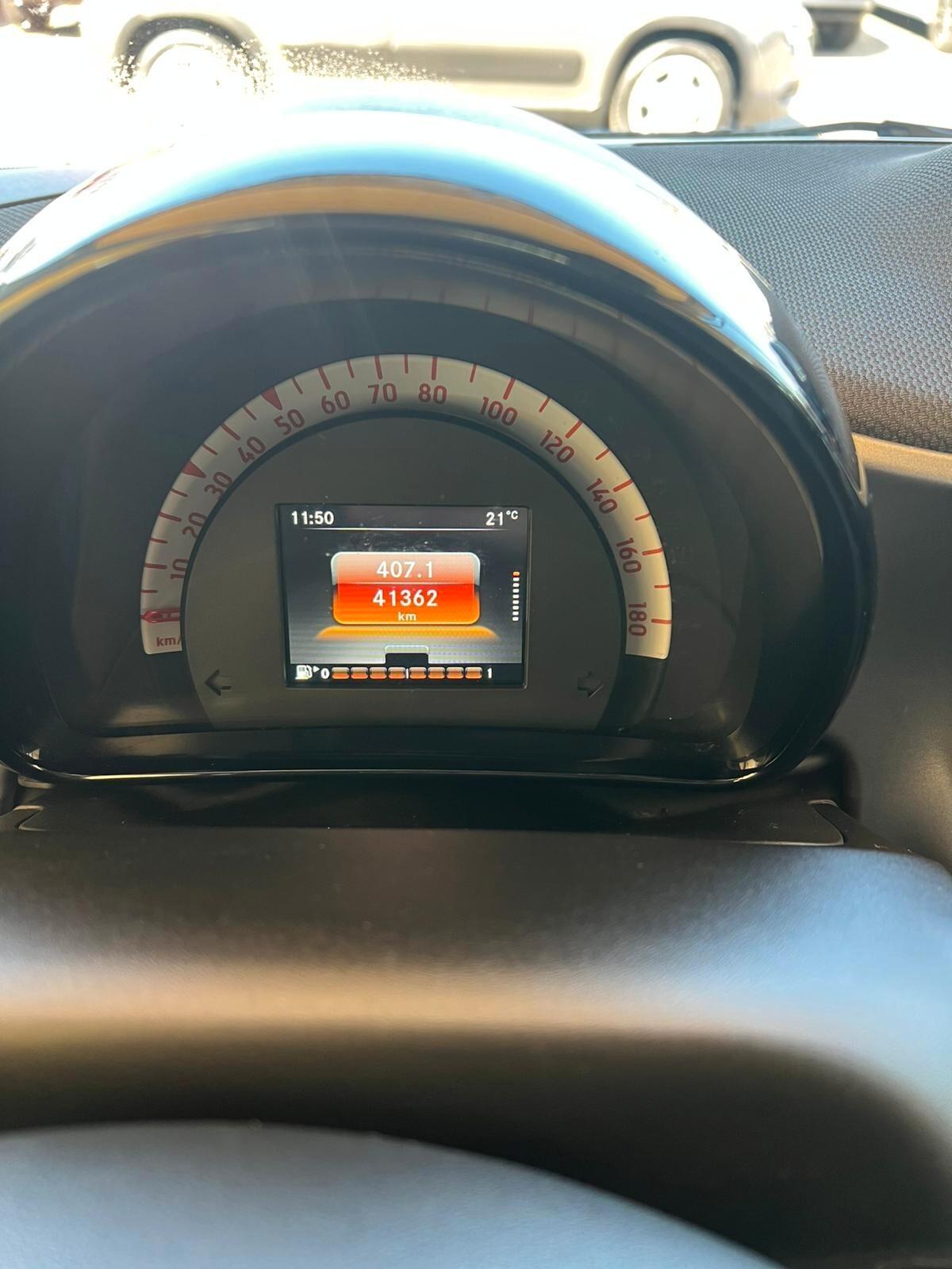 Smart ForTwo 70 1.0 twinamic Passion + TETTO PANORAMICO + NAVIGATORE